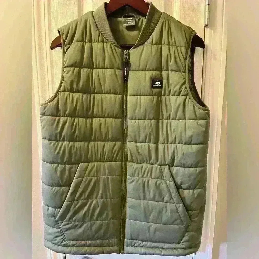 Mens New Balance Weekender Vest Size  Small Outdoor Running Athleisure Like NEW